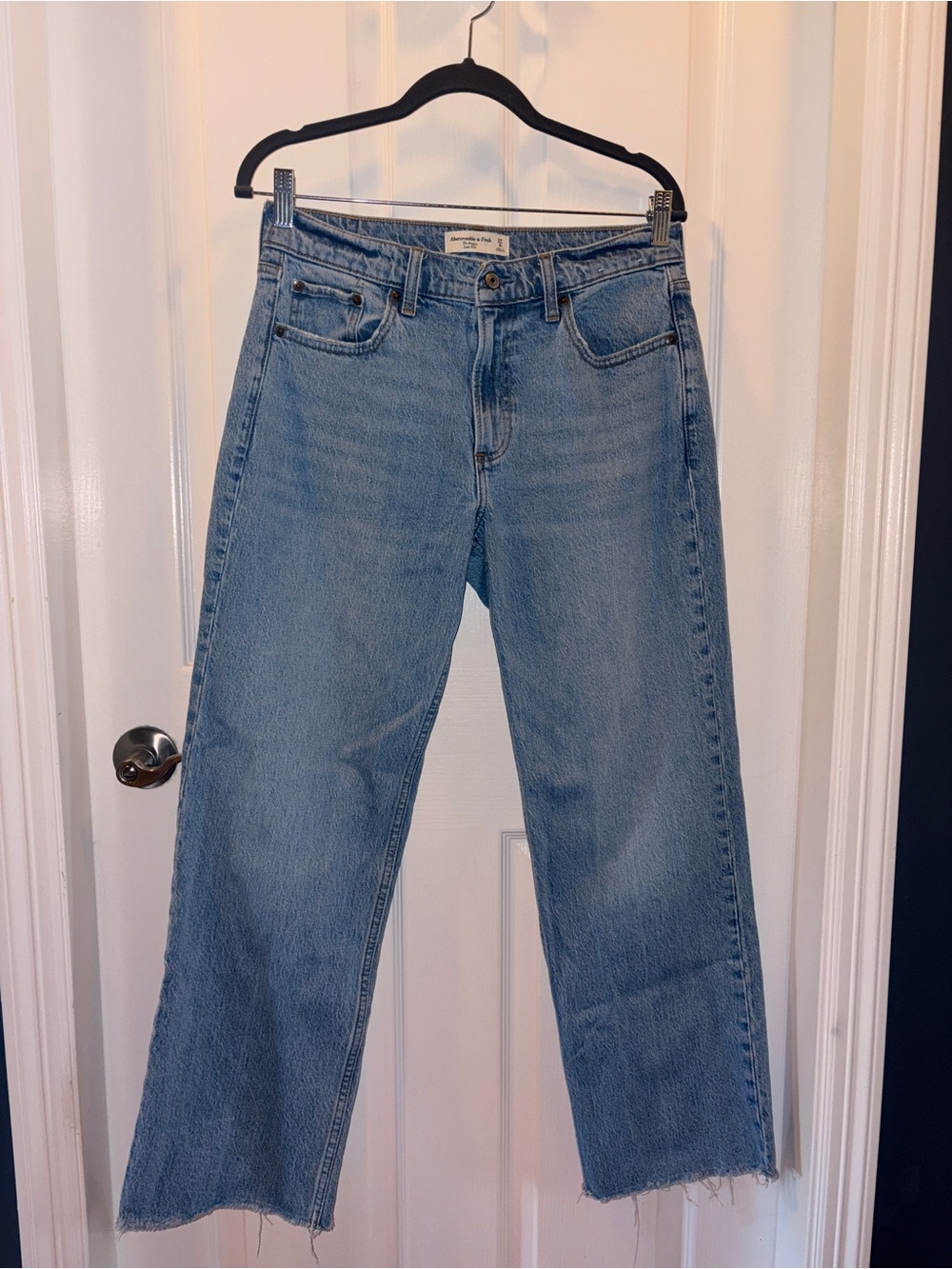 Abercrombie & Fitch The Bailey Low Rise Jeans